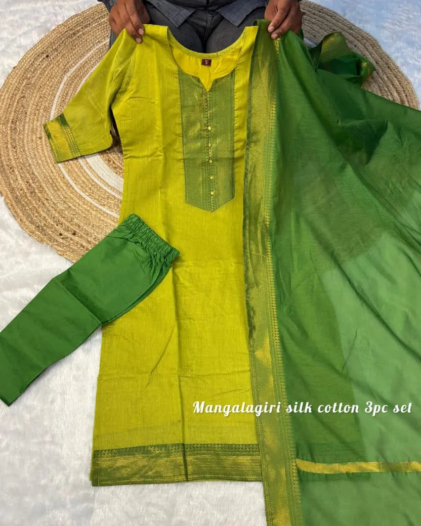 👑👑Stunning Mangalagiri silk cotton Kurti set❤️❤️