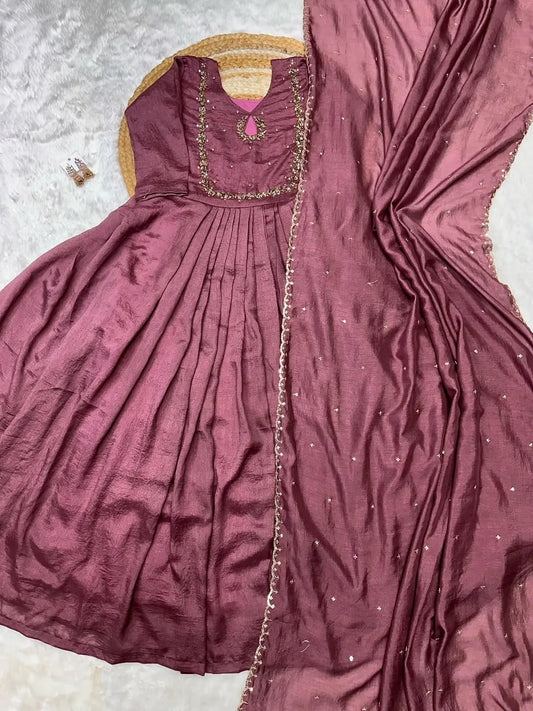 ❤️Vichithra Silk Handwork Gown with dupatta❤️